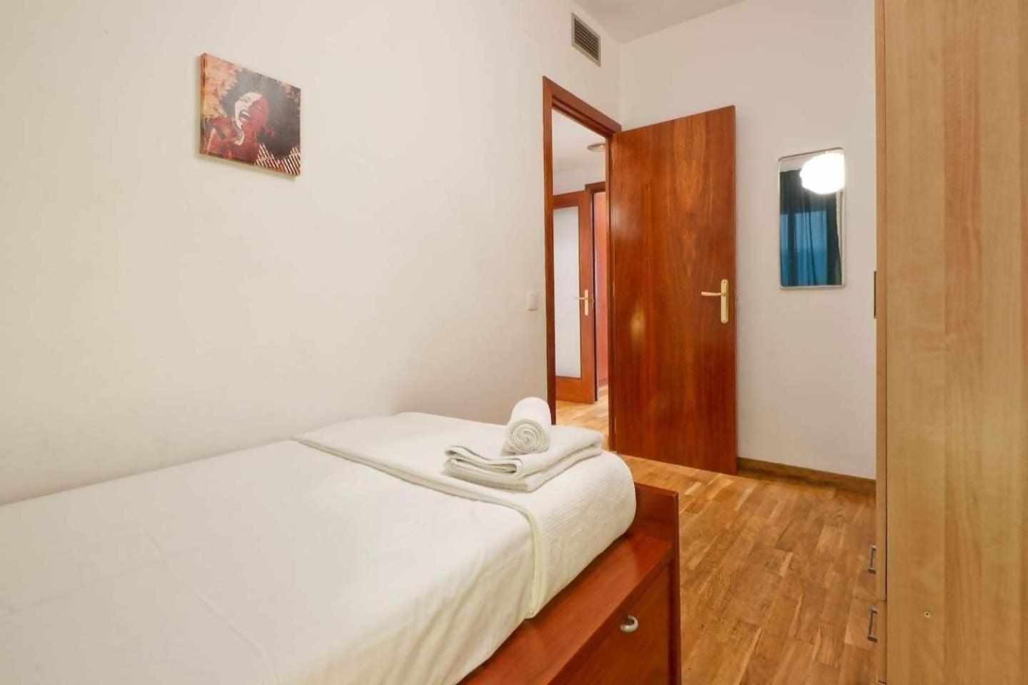 Comfortable 4 Rooms 2Bath W Balcony Barcelona Exteriör bild