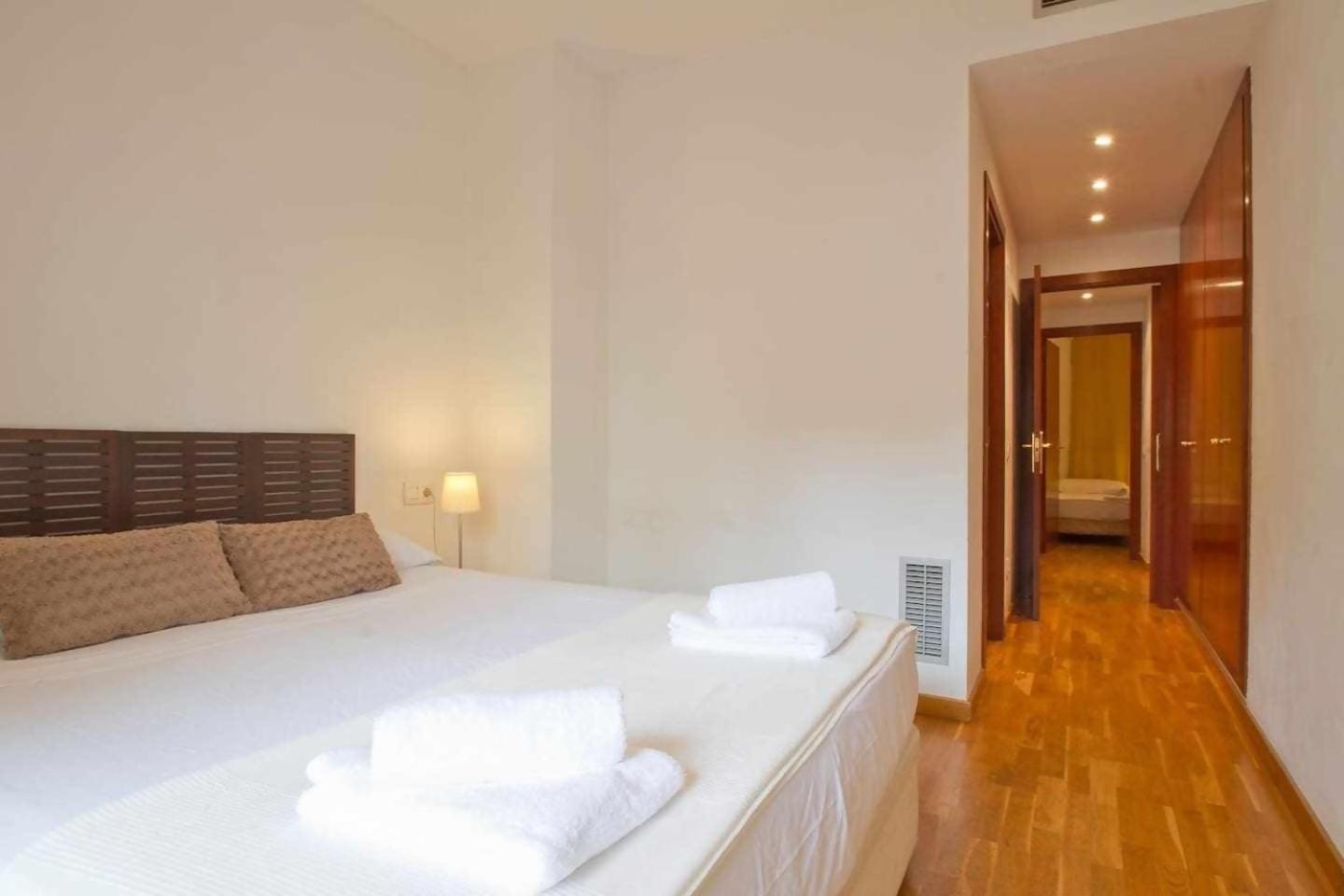 Comfortable 4 Rooms 2Bath W Balcony Barcelona Exteriör bild