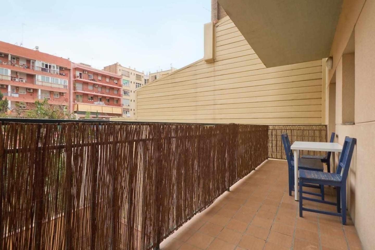 Comfortable 4 Rooms 2Bath W Balcony Barcelona Exteriör bild